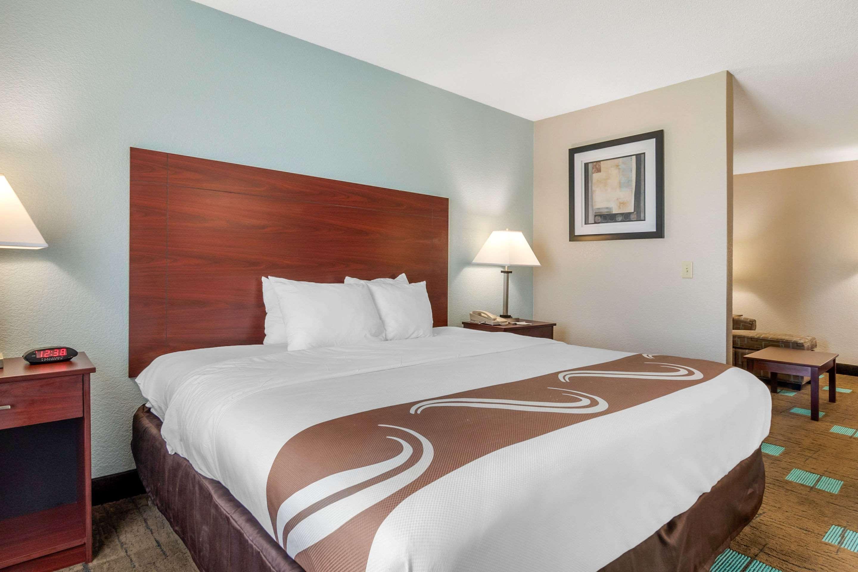 Quality Suites Kansas City International Airport Dış mekan fotoğraf