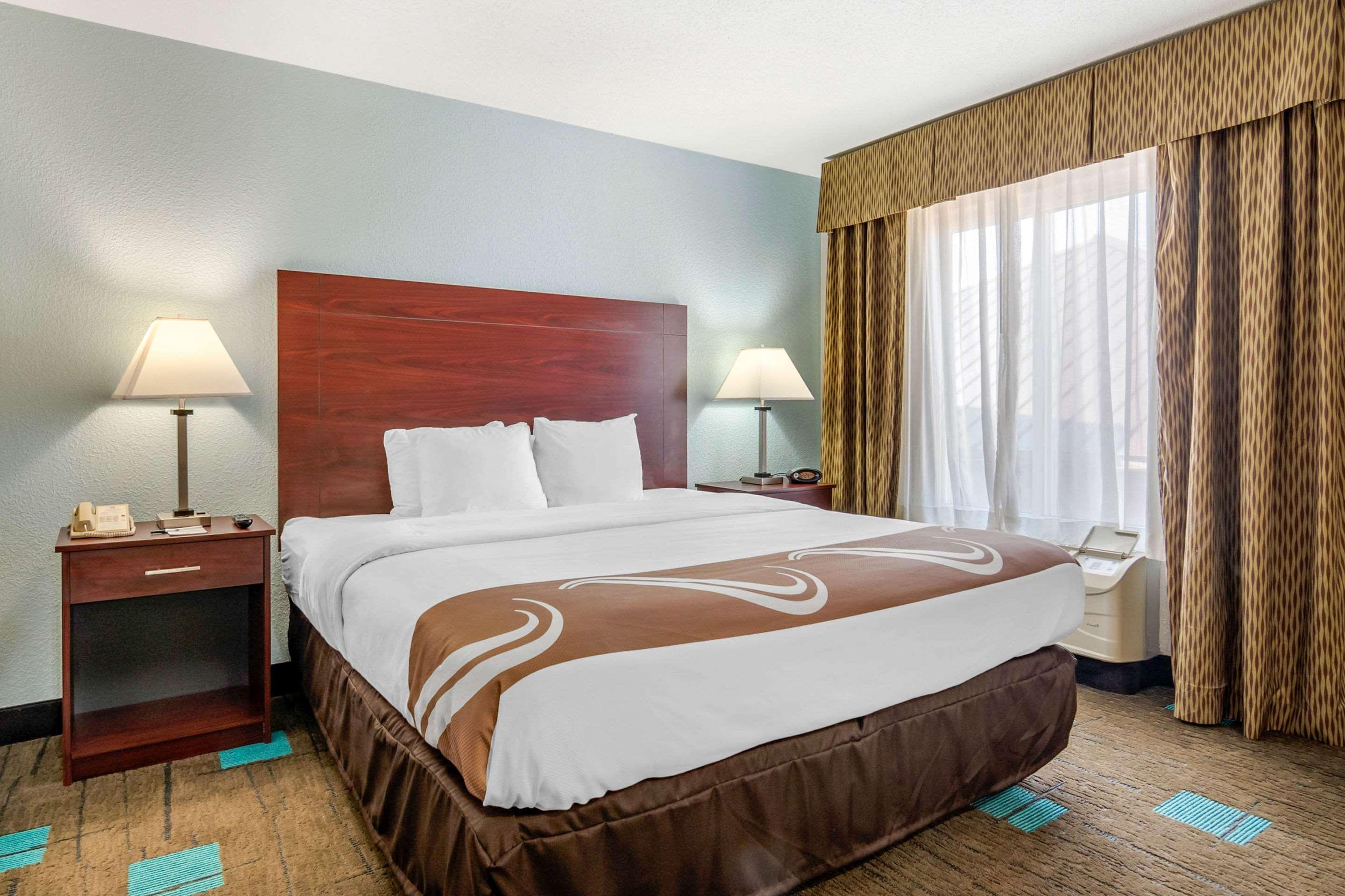 Quality Suites Kansas City International Airport Dış mekan fotoğraf